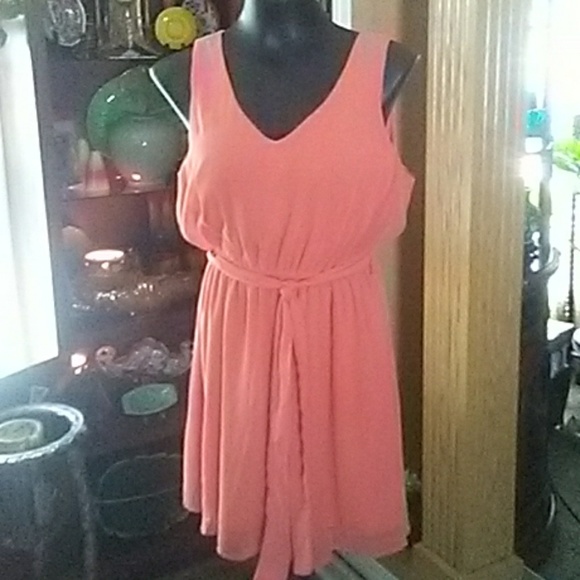 J.I.T. Dress - Picture 1 of 2